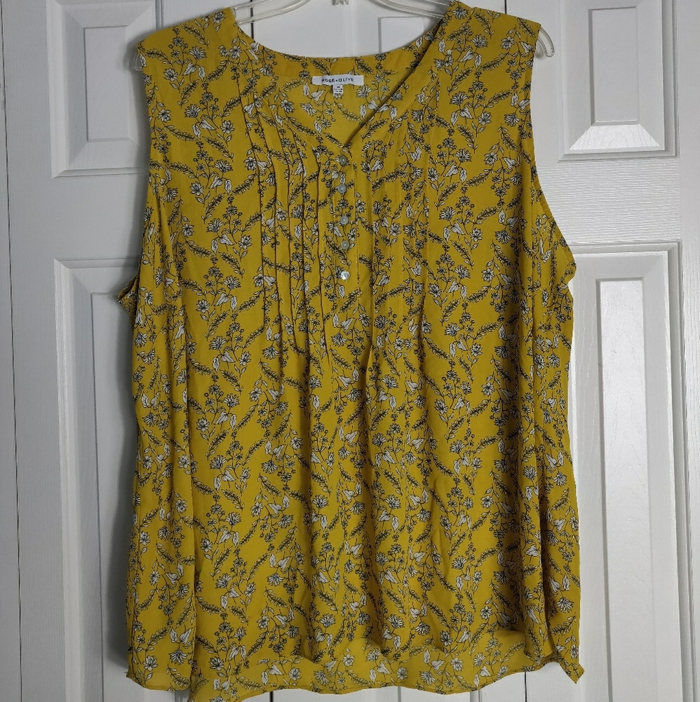 Sleeveless blouse